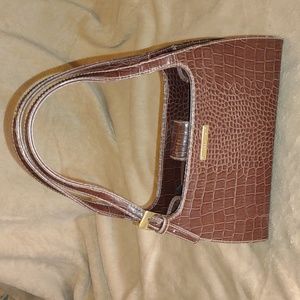 * ๐Vintage๐ * Liz Claiborne Faux Alligator Handbag OLDIE BUT GOODY, shows Wear
